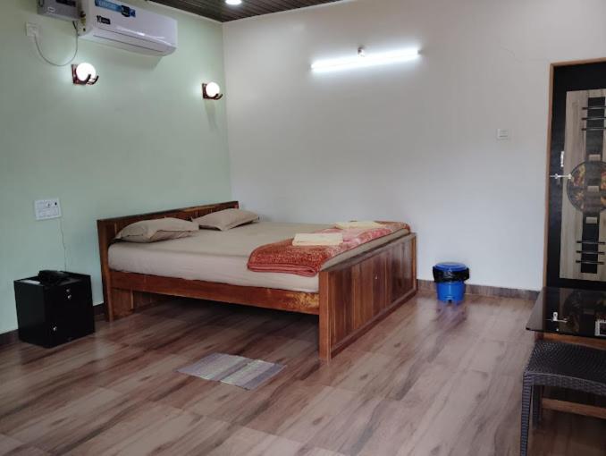 White Elephant Restaurant & Cottages Gokarna Gokarna  Exterior foto