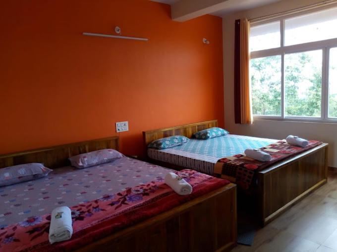 White Elephant Restaurant & Cottages Gokarna Gokarna  Exterior foto