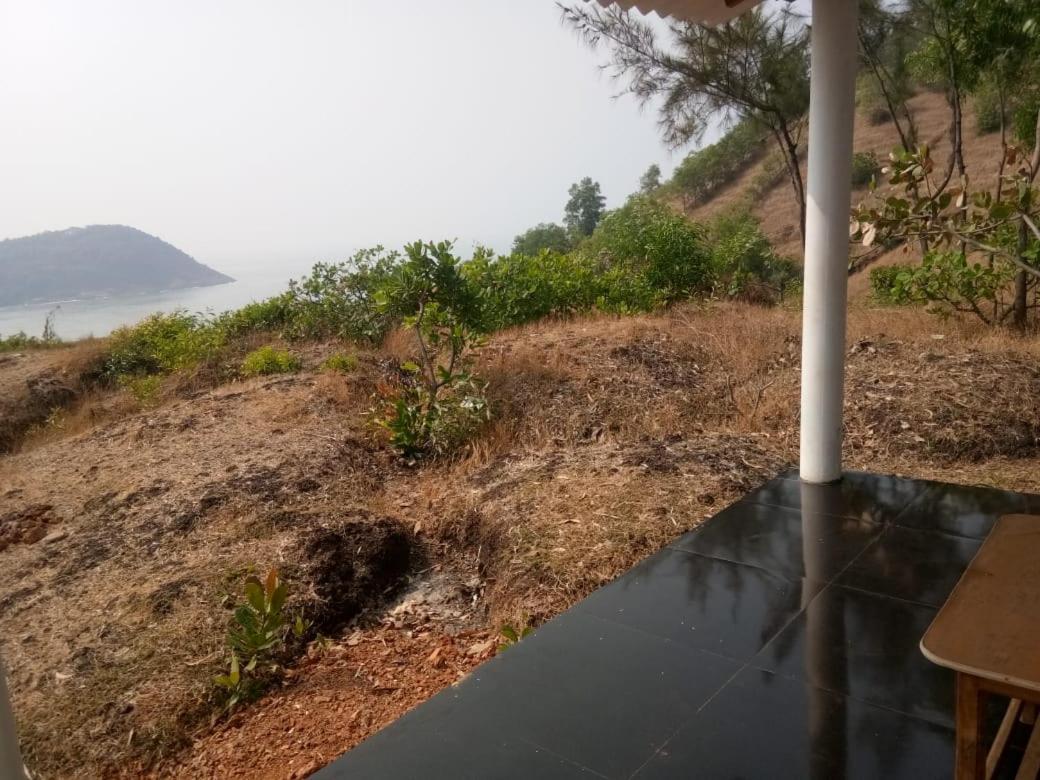 White Elephant Restaurant & Cottages Gokarna Gokarna  Exterior foto